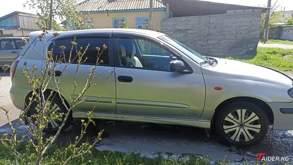 Nissan Almera, 2002