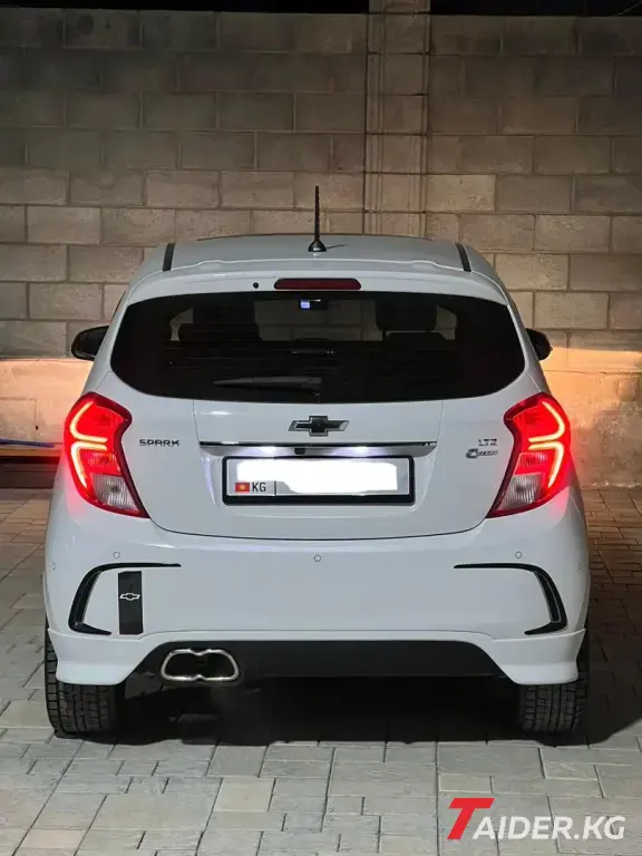 Chevrolet Spark, Бензин, 1.0